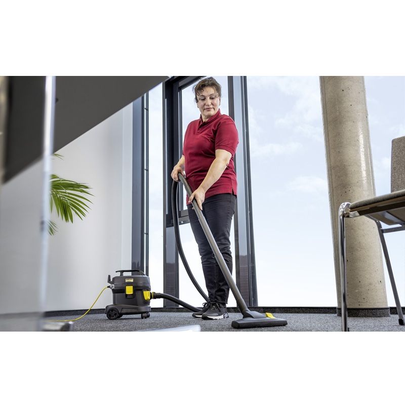 Прахосмукачка за сухо почистване Karcher T 11/1 Classic Adv Re!Plast Go!Further